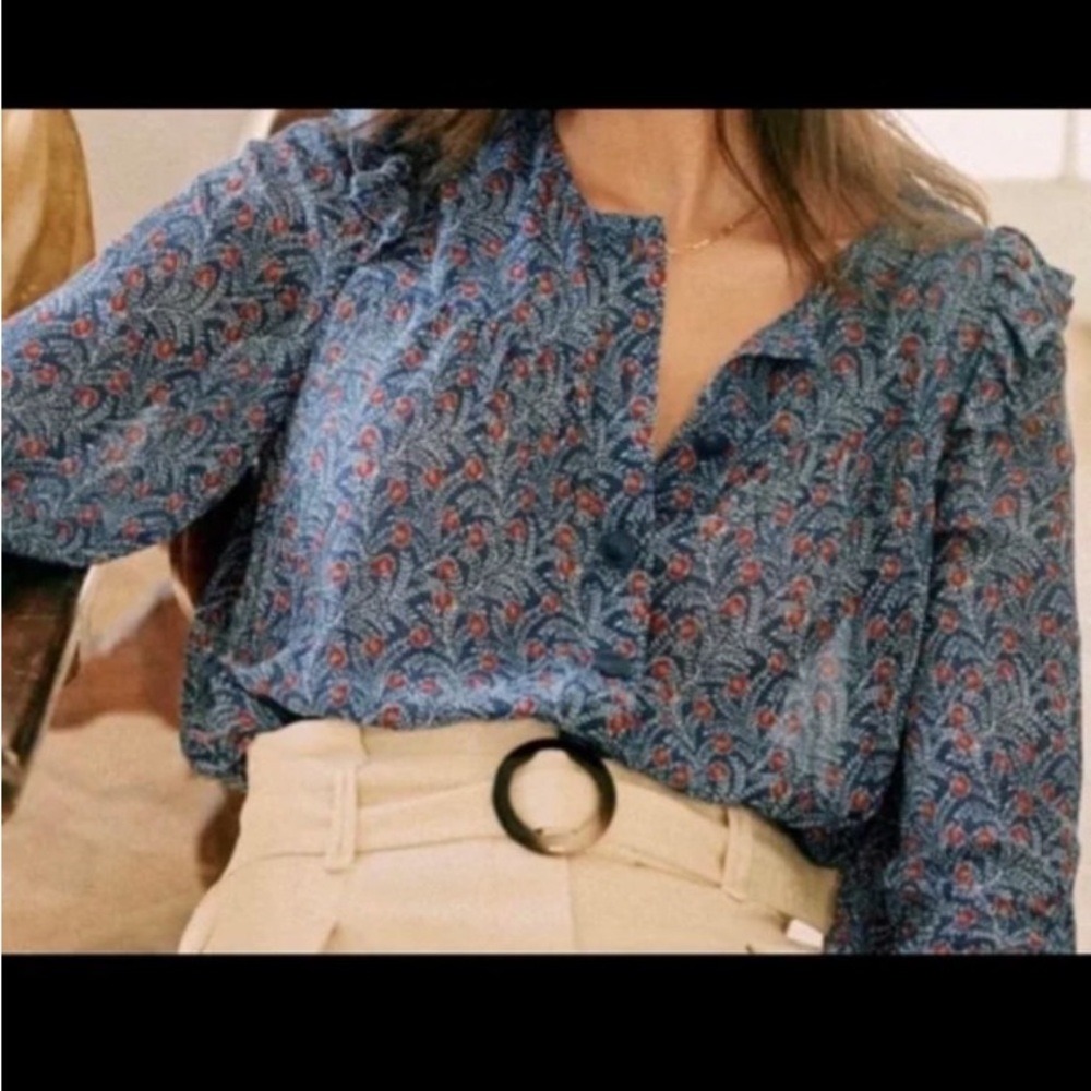 Beautiful Blue Blouse Sezane Paris. New without tags